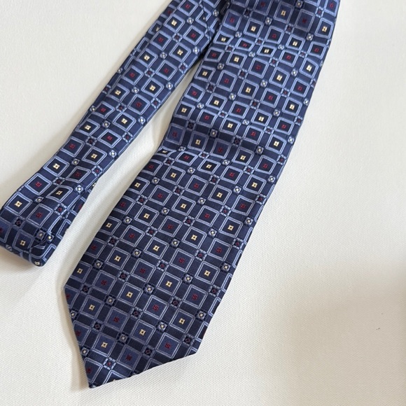 Canali Elegant Blue Geometric Patterned Tie - Made in Italy - Picture 3 of 9